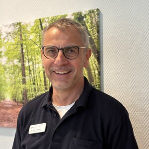 Dr. Peter Lembach